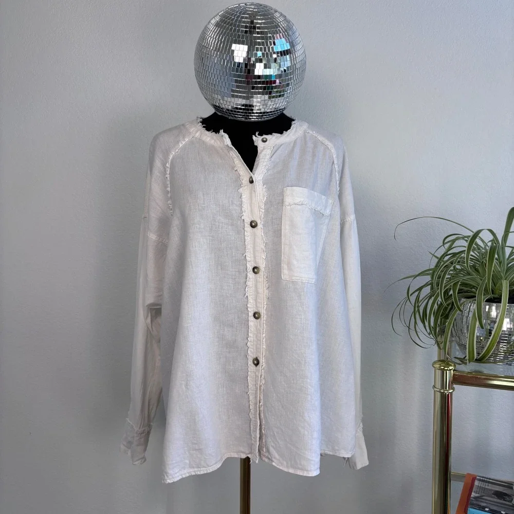 We The Free People Keep It Simple Button Down Top Size XS Ivory Linen‎ Blend